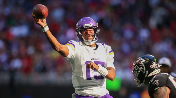 Vikings quarterback Josh Dobbs